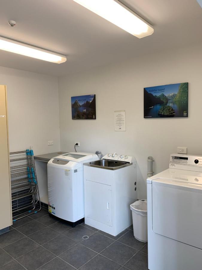 Airport Christchurch Motel Екстериор снимка