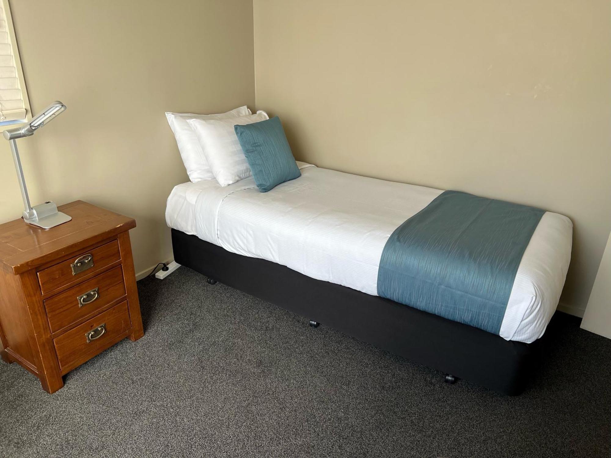 Airport Christchurch Motel Екстериор снимка