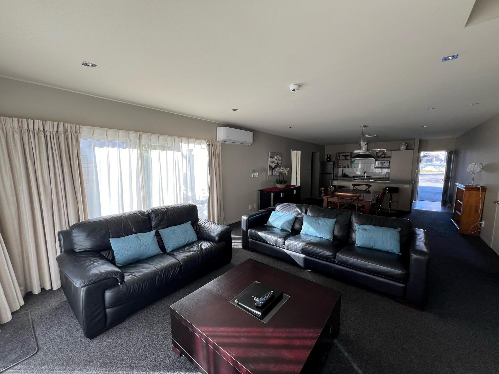 Airport Christchurch Motel Екстериор снимка